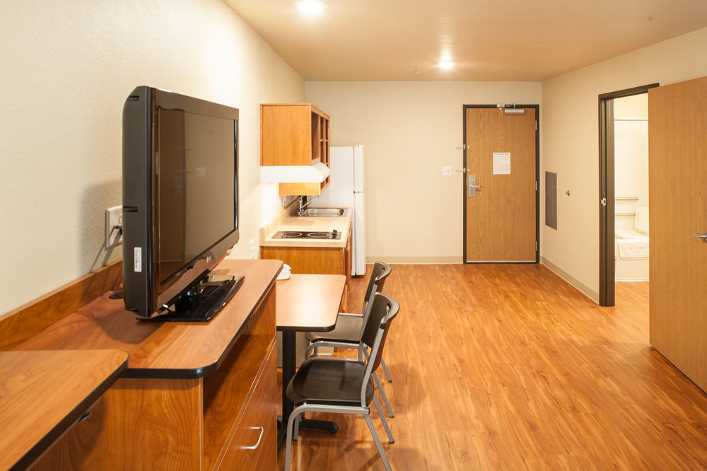 Woodspring Suites オデッサ エクステリア 写真